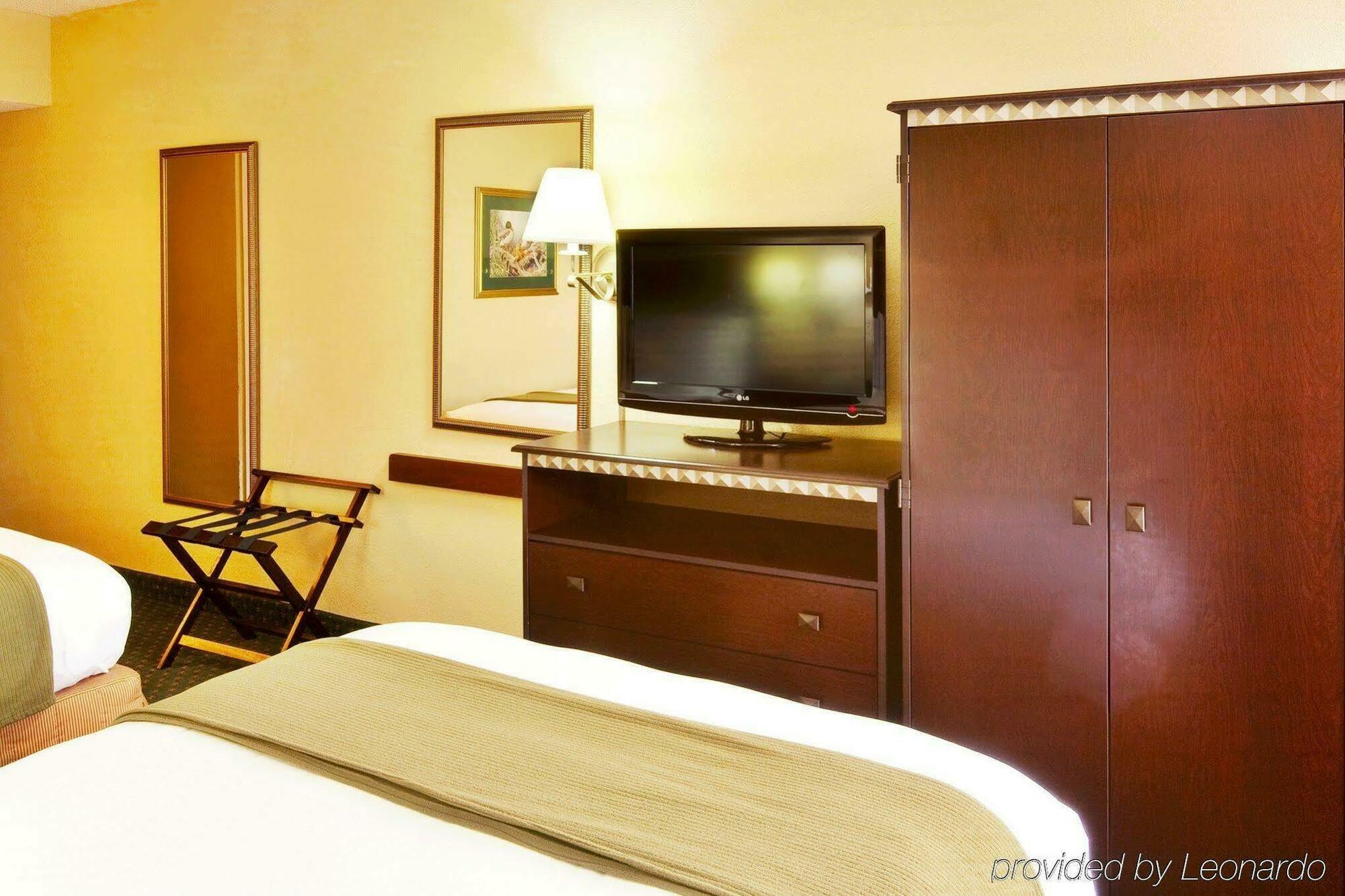 Holiday Inn Express Memphis Medical Center - Midtown By Ihg Eksteriør bilde